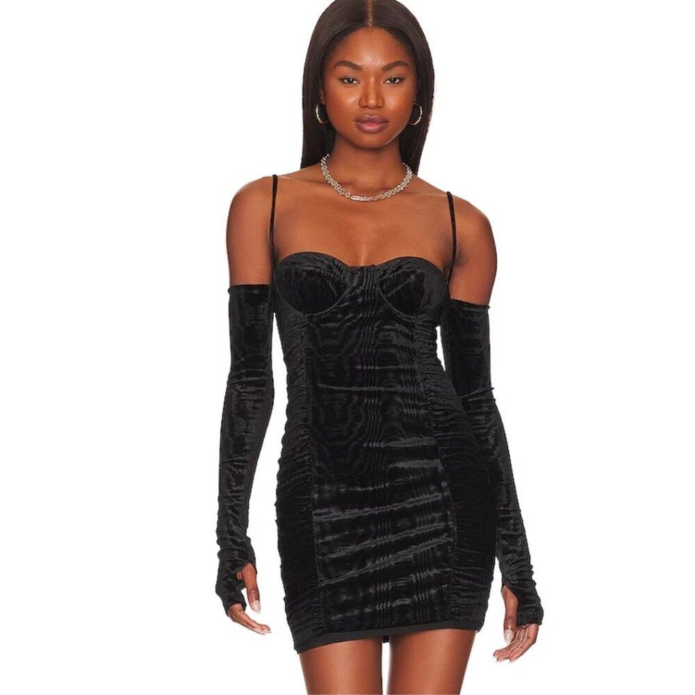 Camila Coelho Kya Mini Dress in Black Velvet NWOT Size Small